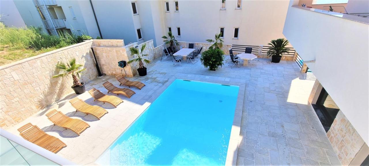 Villa Kajgo-Pag Pag Town Exteriör bild